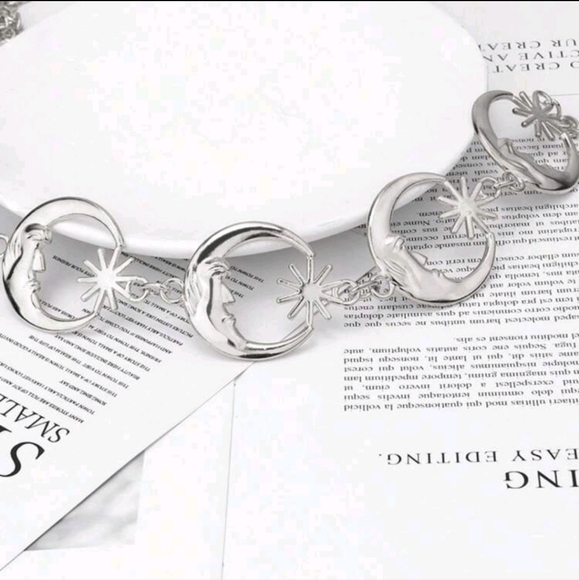 Celestial Silver Chain Belt - Picture 5 of 13